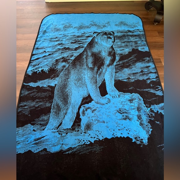 SAN MARCOS vintage grizzly reversible blanket !56x88 approx - Picture 2 of 2